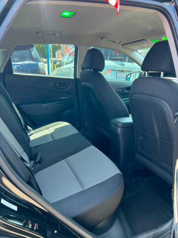 2021 Hyundai Kona SE