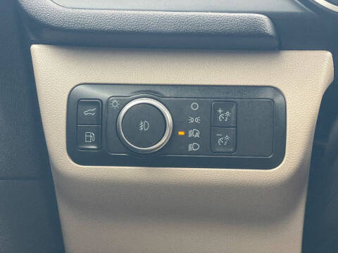 2022 Ford Escape Hybrid SEL