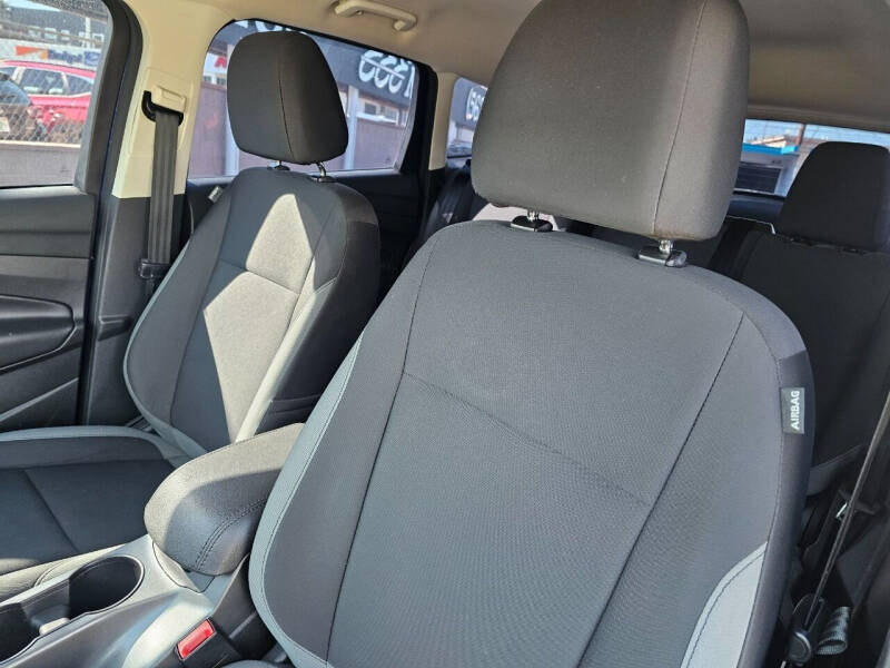 2016 Ford Escape S