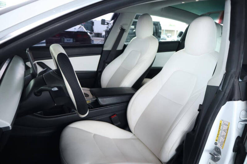 2020 Tesla Model 3 Long Range