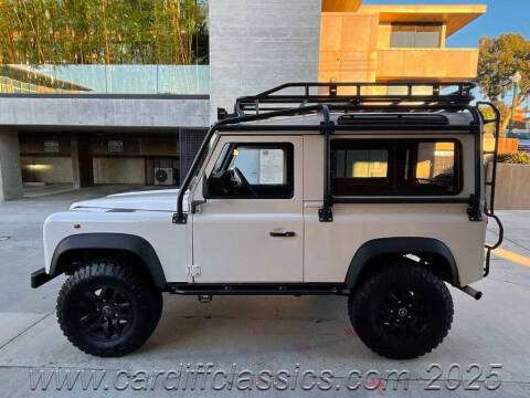 1985 Land Rover Defender