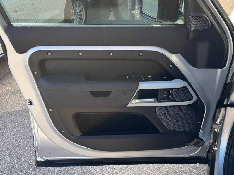 2020 Land Rover Defender 110 HSE