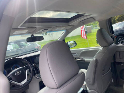 2017 Toyota Sienna