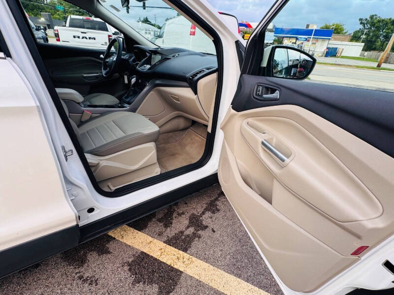 2016 Ford Escape SE