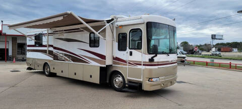 2003 Fleetwood RV BOUNDER 38N