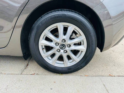 2015 Mazda MAZDA3 i Grand Touring