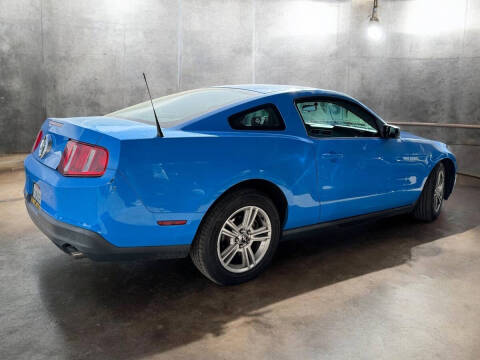 2010 Ford Mustang V6