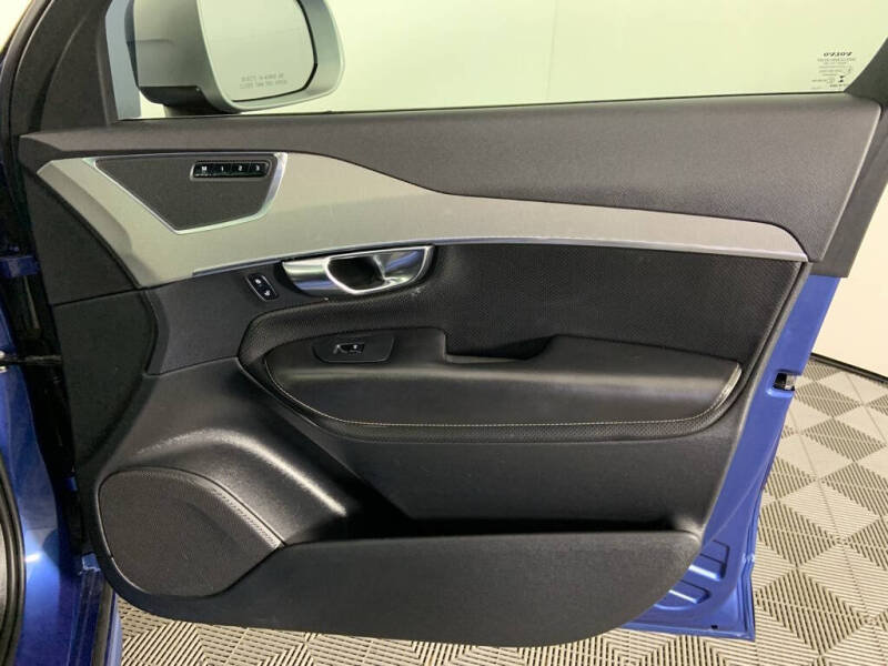 2016 Volvo XC90 T5 R-Design