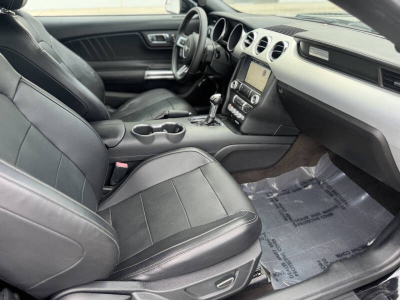 2016 Ford Mustang EcoBoost Premium
