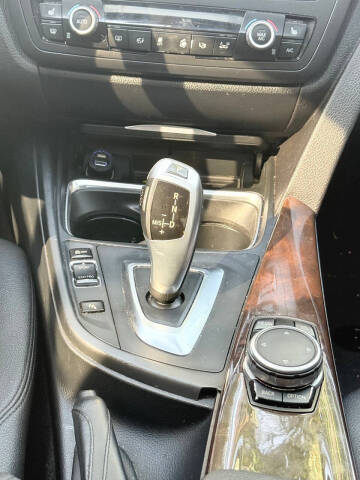 2015 BMW 3 Series 320i xDrive