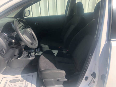 2018 Nissan Versa SV