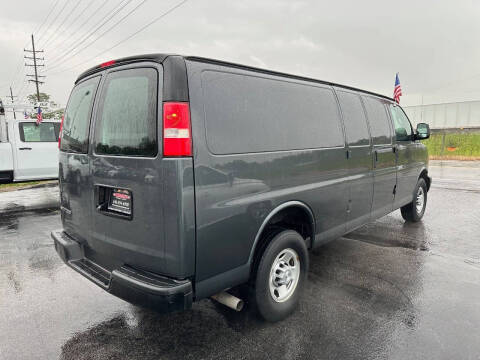 2017 Chevrolet Express 3500