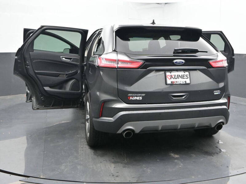 2020 Ford Edge SEL