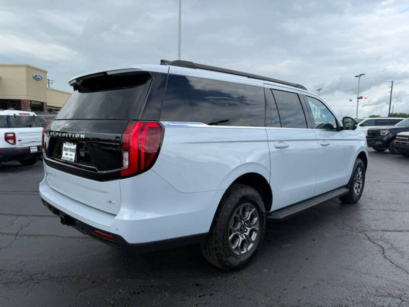 2026 Ford Expedition MAX Active