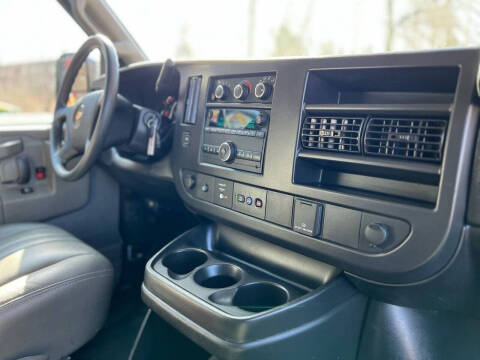 2020 Chevrolet Express 2500