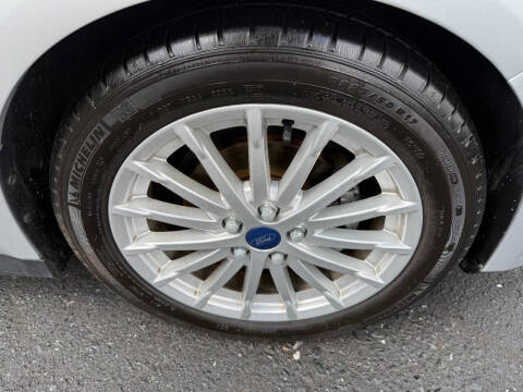 2013 Ford C-MAX Hybrid SEL
