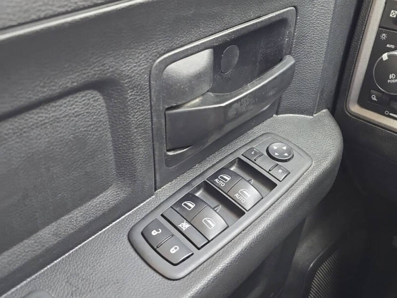 2017 RAM 1500 Express