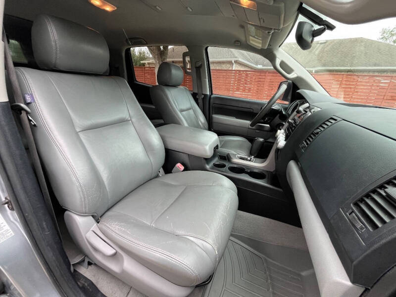 2011 Toyota Tundra Grade