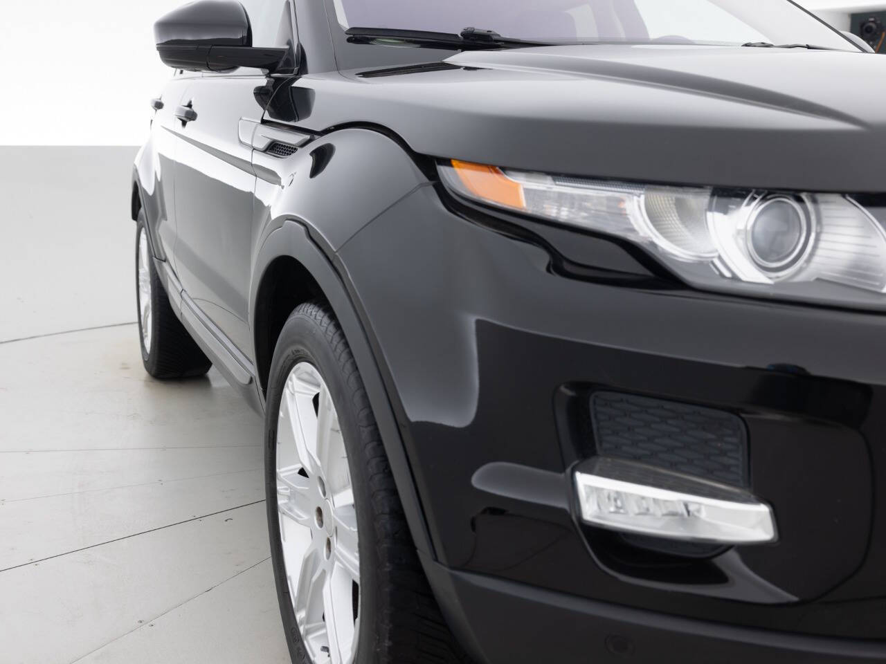 Used Car 2015 Land Rover Range Rover Evoque  Pure Plus Awd 4dr Suv For Sale Under $12,000 In Coal City, Illinois