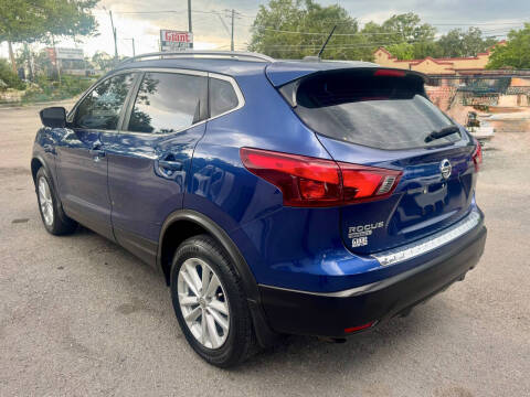 2017 Nissan Rogue Sport SV