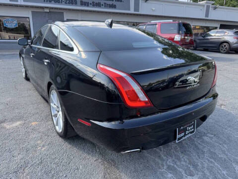 2016 Jaguar XJ R-Sport