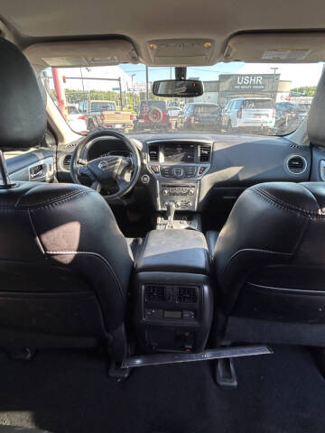 2017 Nissan Pathfinder S