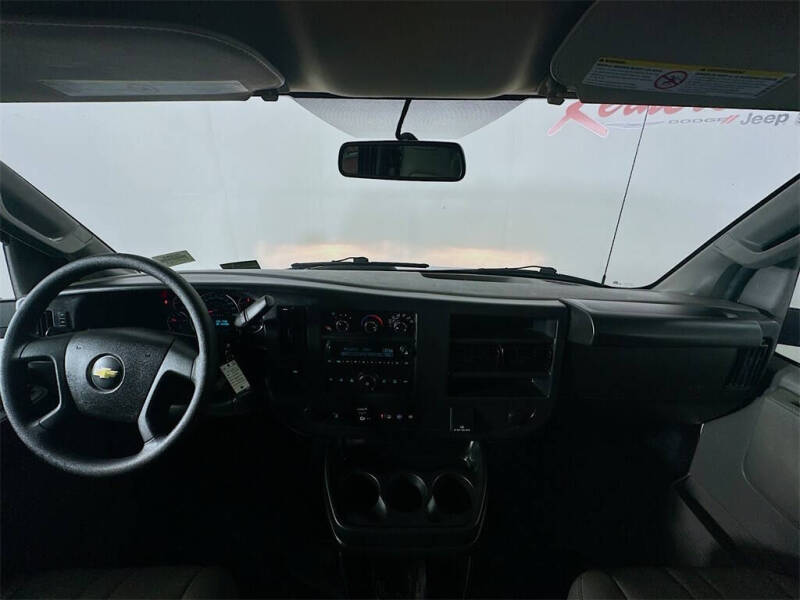 2024 Chevrolet Express 2500