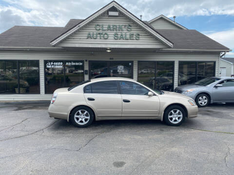 2005 Nissan Altima for sale at Clarks Auto Sales in Middletown OH