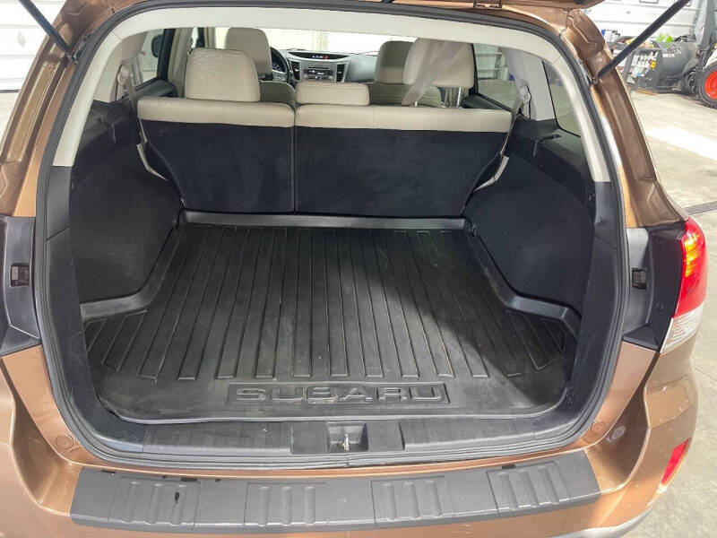 2011 Subaru Outback 2.5i Limited