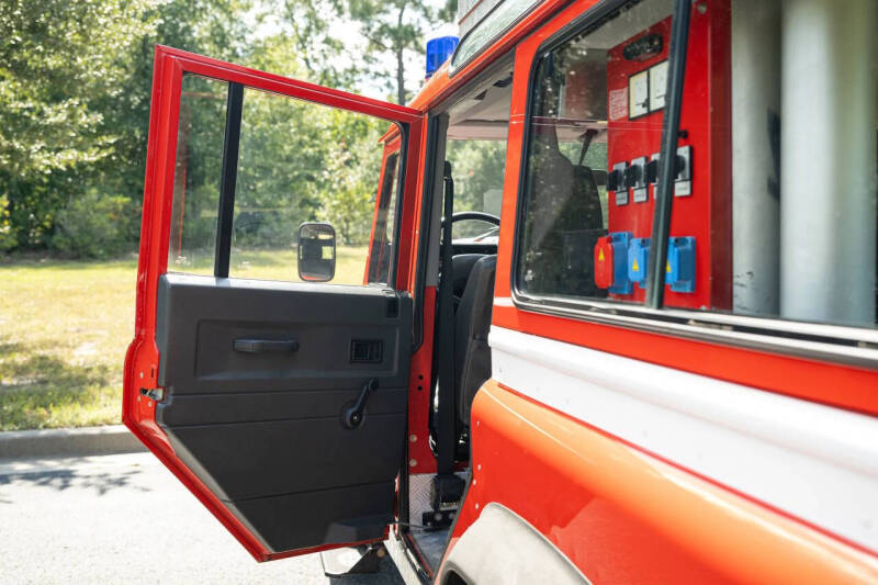 1992 Land Rover Defender