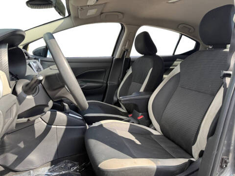 2020 Nissan Versa SV