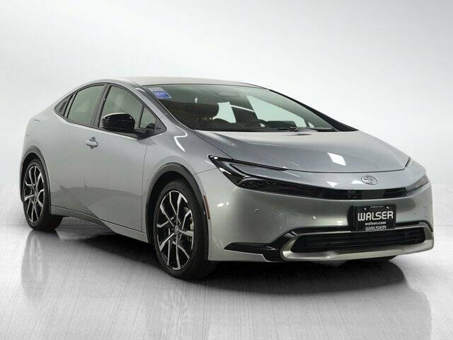 2025 Toyota Prius Plug-in Hybrid XSE