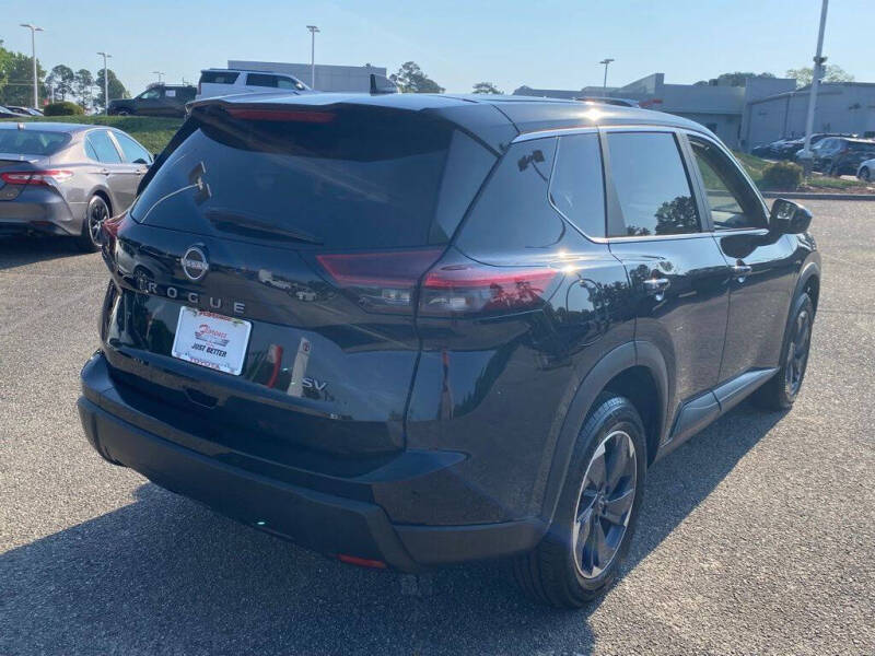 2024 Nissan Rogue SV