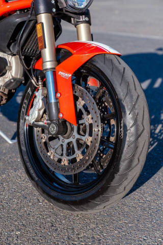 2013 Ducati Monster 1100 EVO