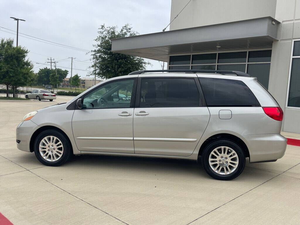 2007 Toyota Sienna for sale at Executive Auto Sales DFW LLC in Arlington, TX