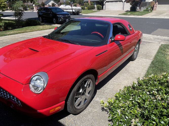 2003 Ford Thunderbird