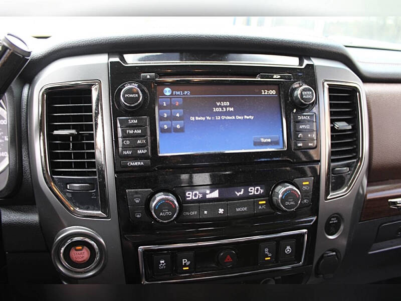 2017 Nissan Titan Platinum Reserve