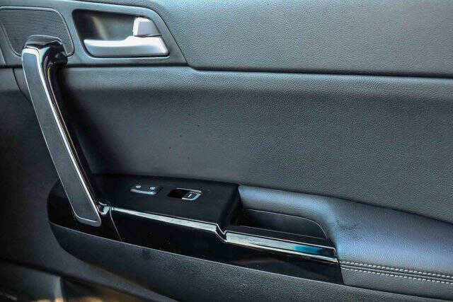 2022 Kia Sportage EX