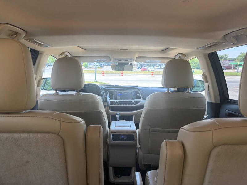 2017 Toyota Highlander XLE