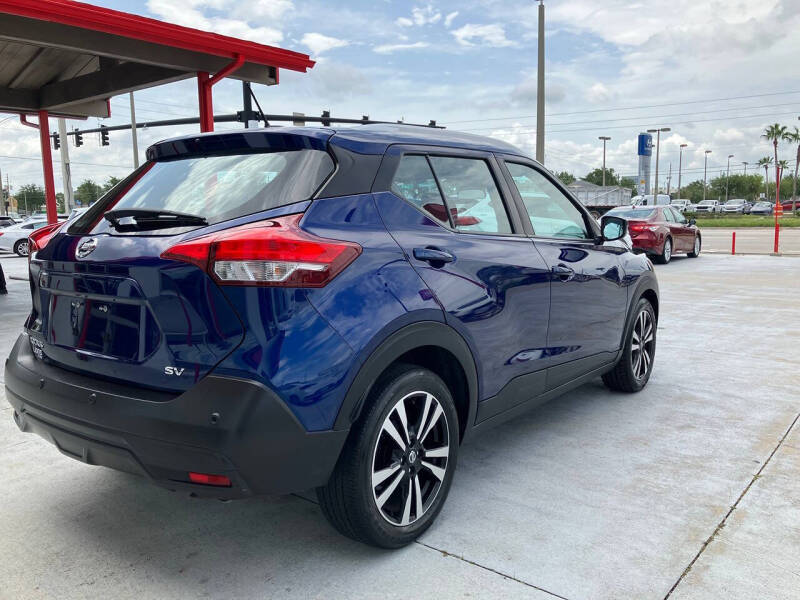 2020 Nissan Kicks SV