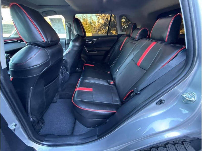 2019 Toyota RAV4 Hybrid XLE