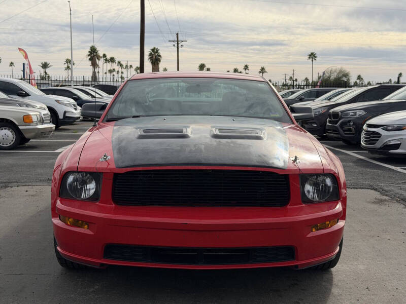 2005 Ford Mustang GT Deluxe