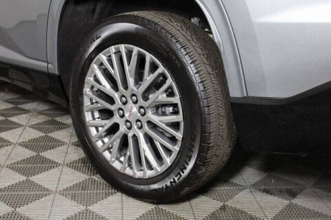 2025 GMC Acadia Denali