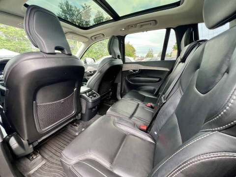 2023 Volvo XC90 B6 Ultimate Bright Theme 7P