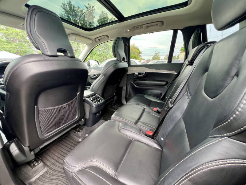 2023 Volvo XC90 B6 Ultimate Bright Theme 7P