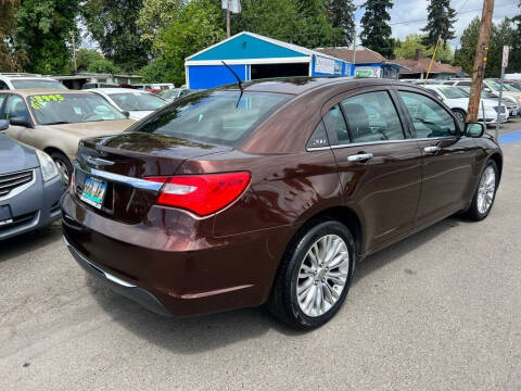 2013 Chrysler 200 Limited