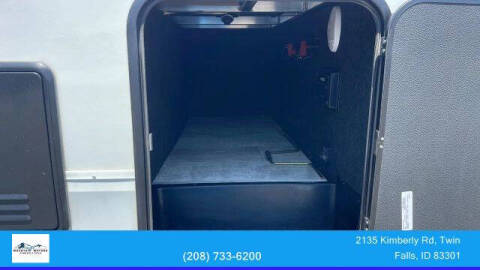 2023 Grand Design RV Momentum