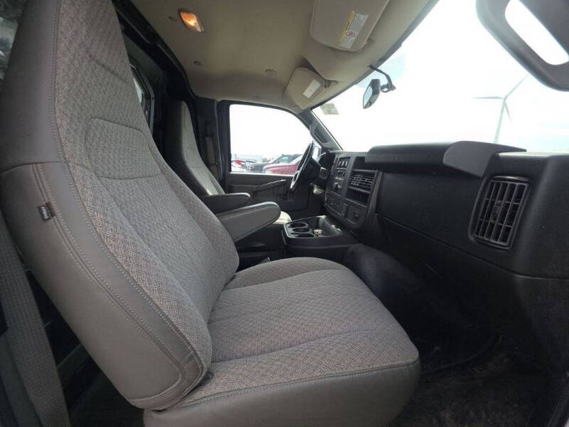 2018 Chevrolet Express 2500