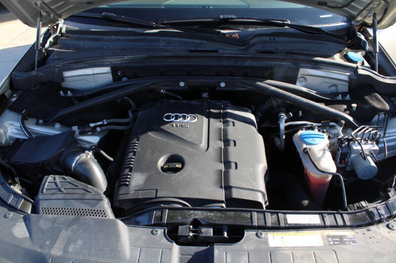 2016 Audi Q5 2.0T quattro Premium Plus