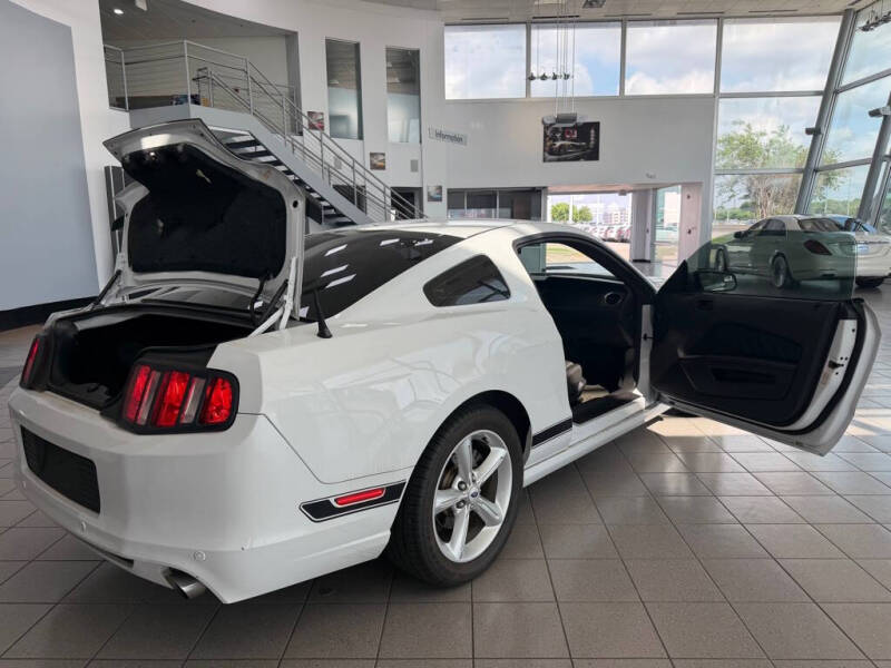 2014 Ford Mustang V6